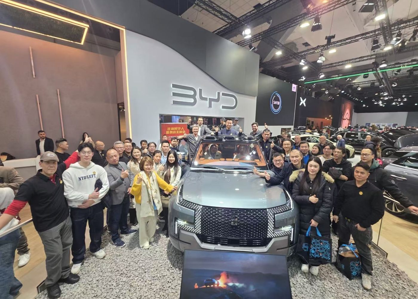 BYD-Autosalon_01