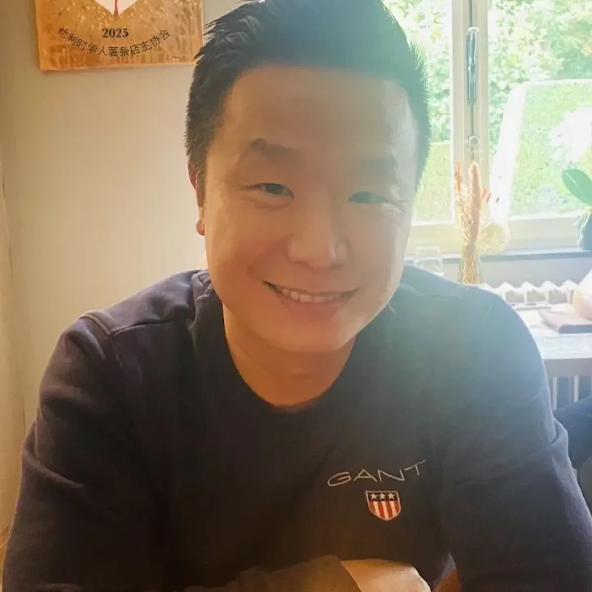 Jun Feng Qiu
